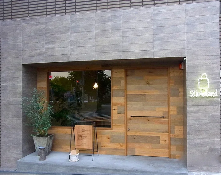 株式会社Standard