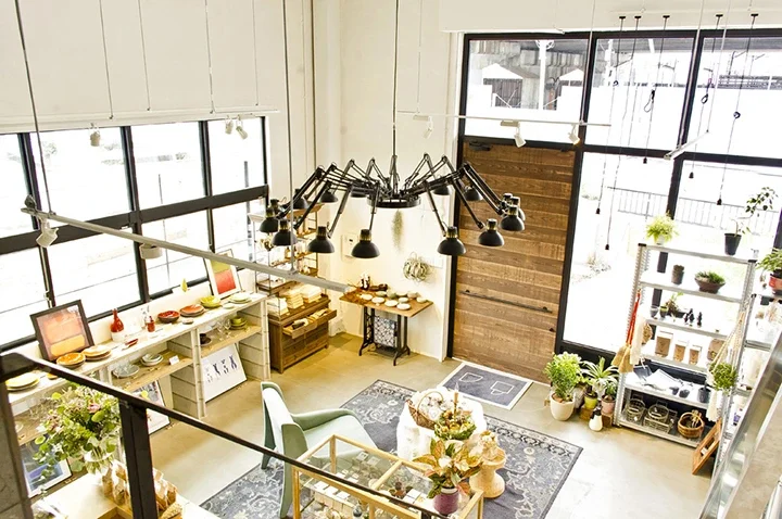 株式会社Standard