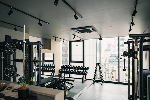 スポーツジム／LOUIS CLUB.　大阪市