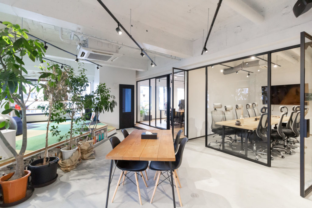 オフィスデザイン・リノベーション「NOVASTO」大阪府吹田市