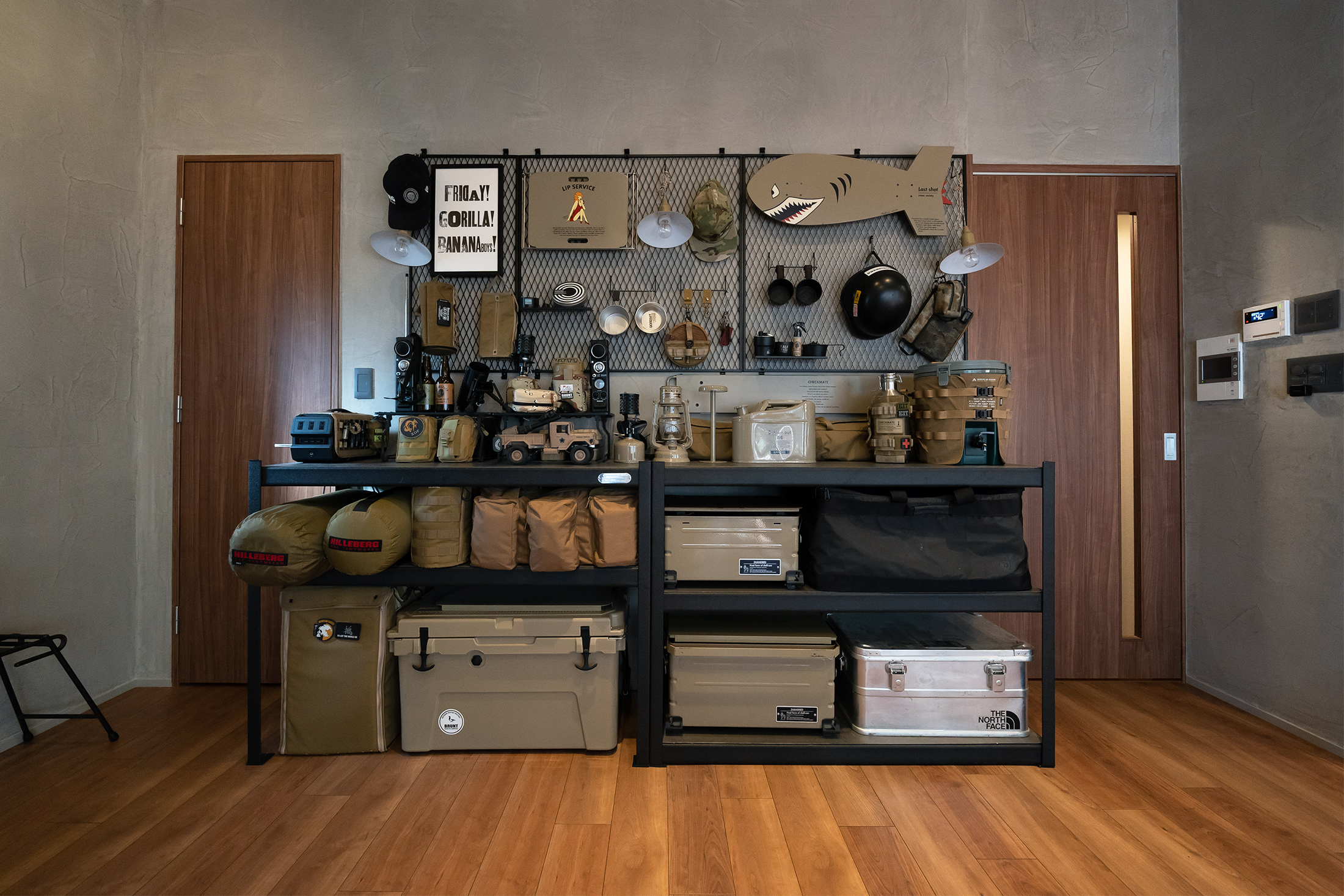 新築マンション　部分リノベーション　オープンシェルフ　収納　趣味スペース