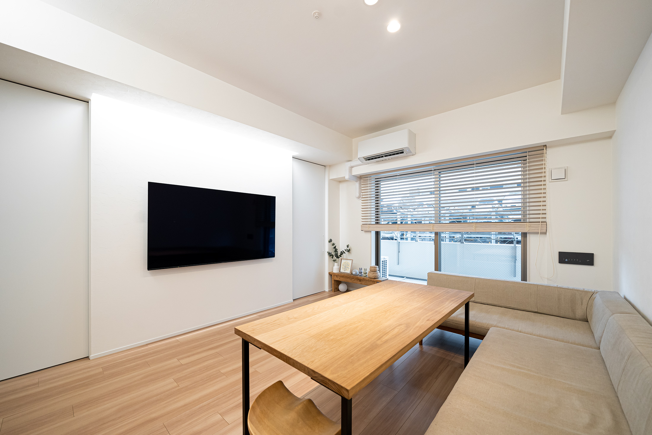 中古マンション　フルリノベーション　リビング