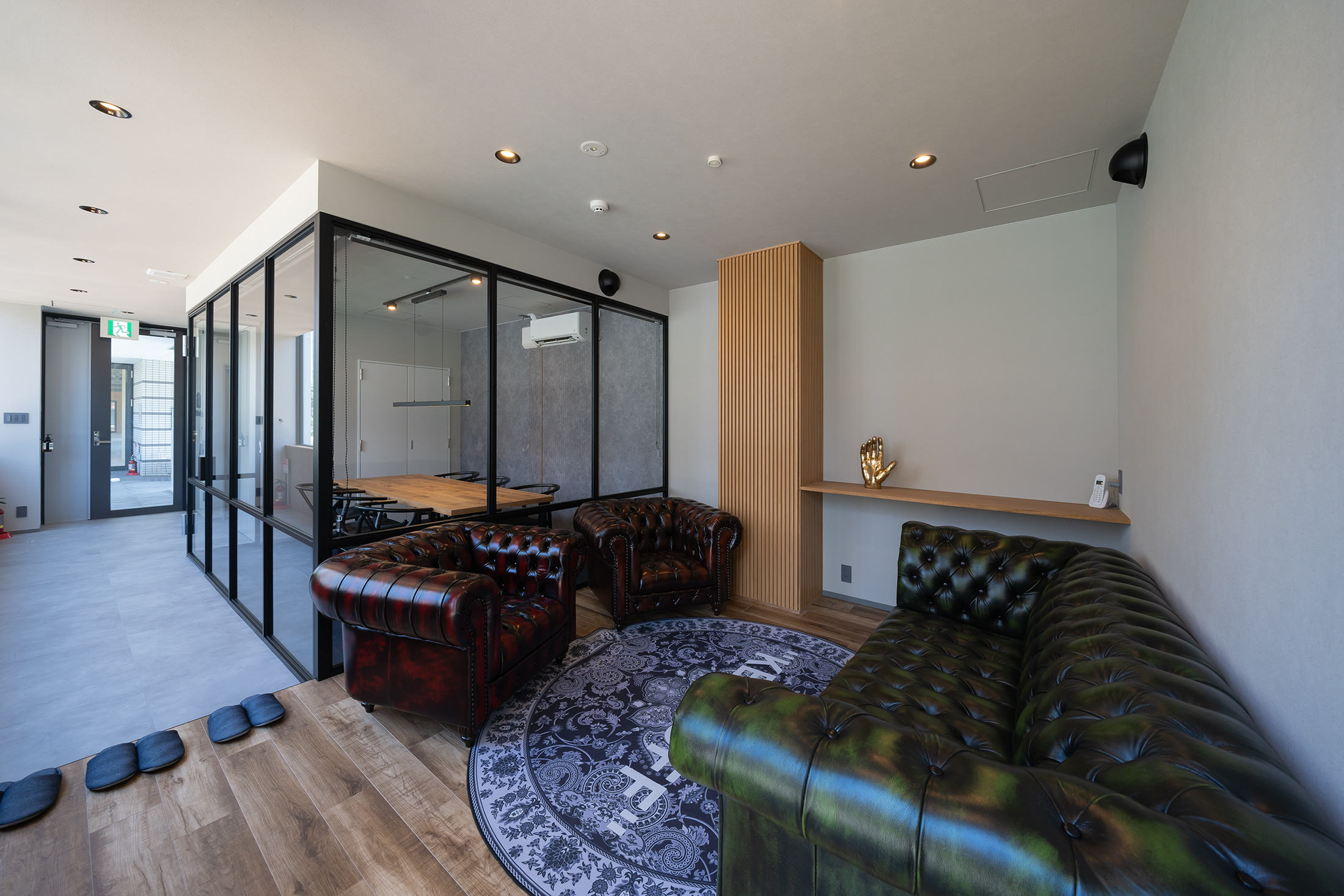 オフィス　リノベーション・デザイン「ベルハウジング株式会社」応接室