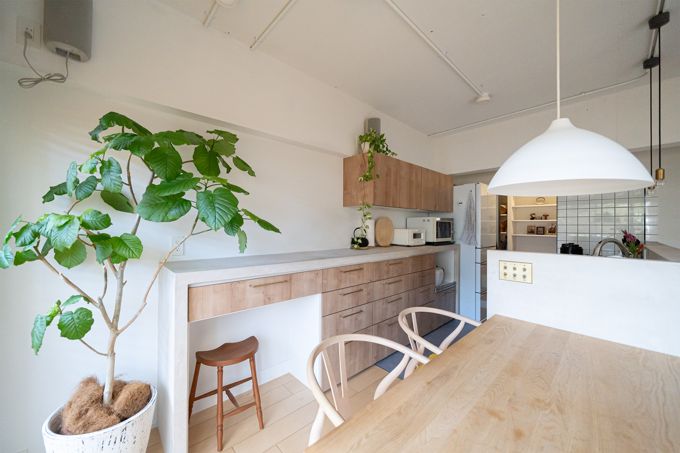 中古マンション　フルリノベーション　ダイニングキッチン