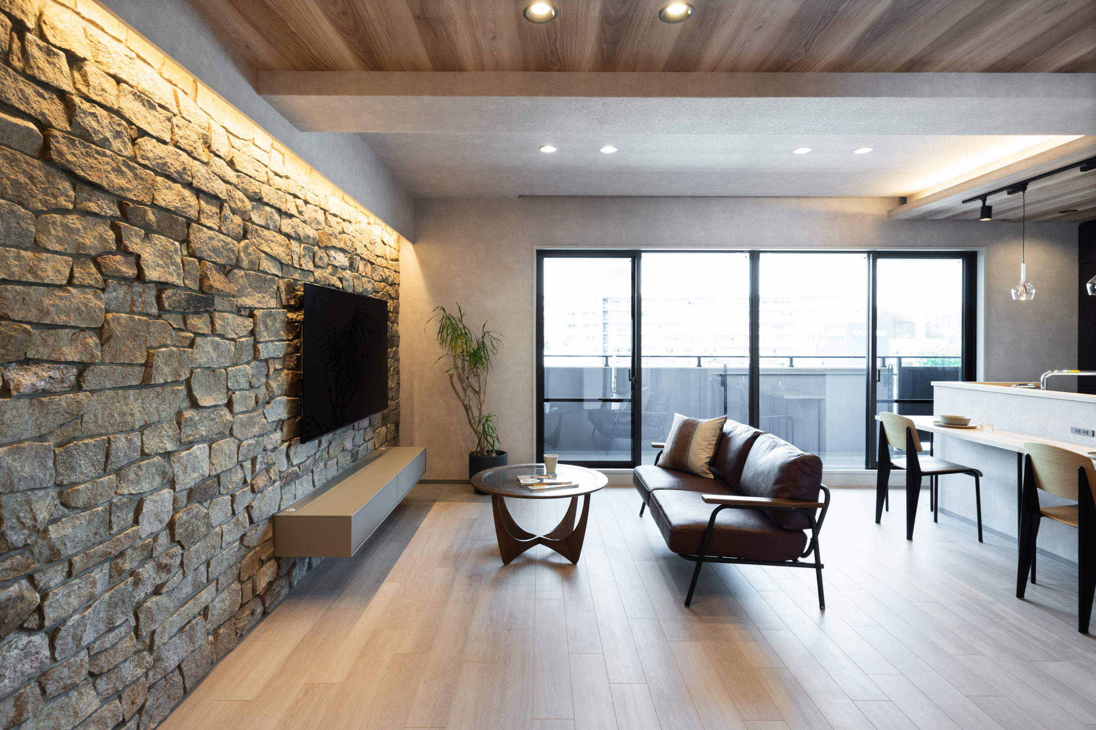 中古マンション　フルリノベーション　リビング