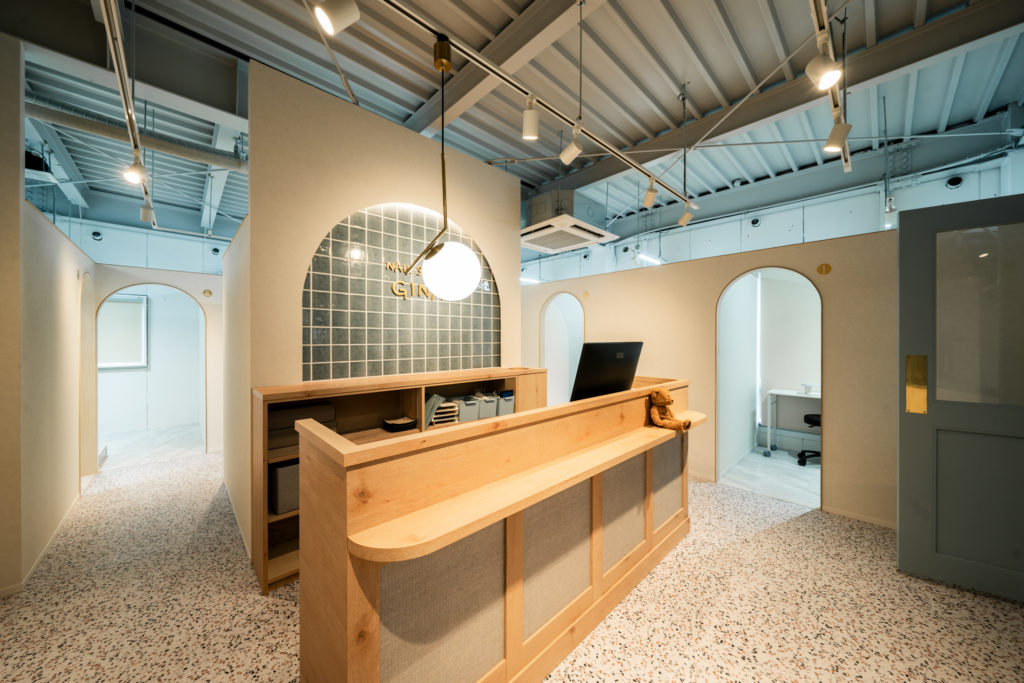 店舗デザイン「GINA」内装　大阪府堺市西区