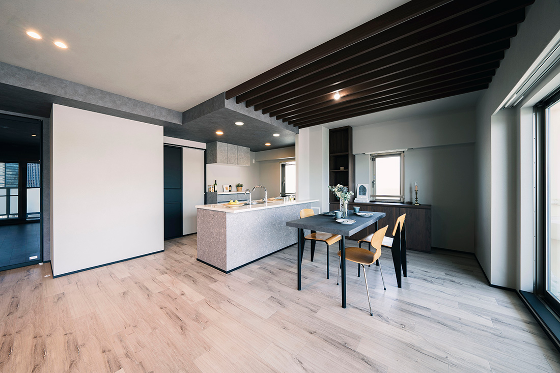 ダイニング　キッチン