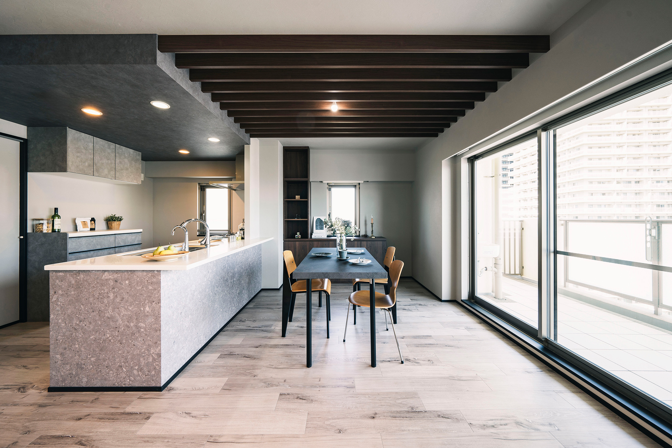 中古マンションリノベーション　ダイニング　キッチン　大阪府大阪市