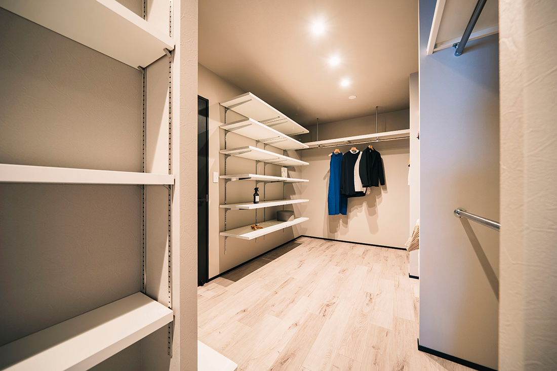ウォークスルークローゼット