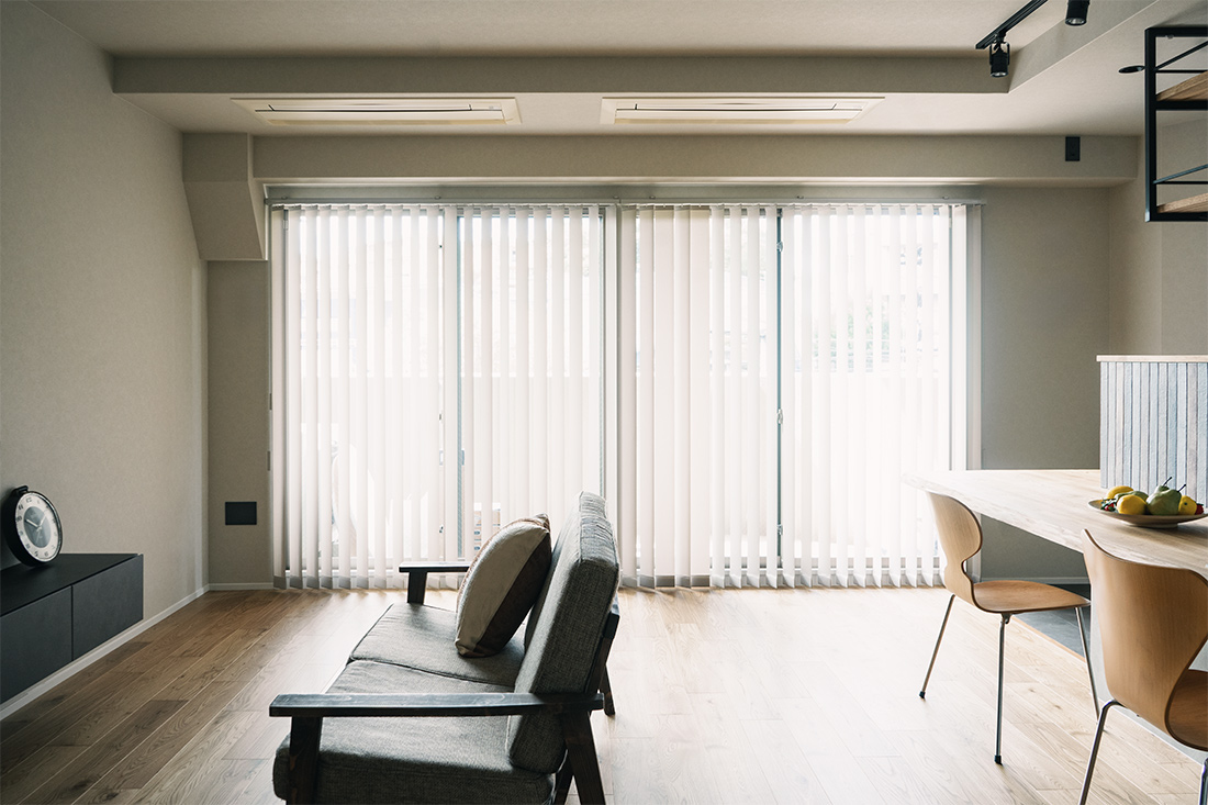 中古マンション　フルリノベーション　リビング