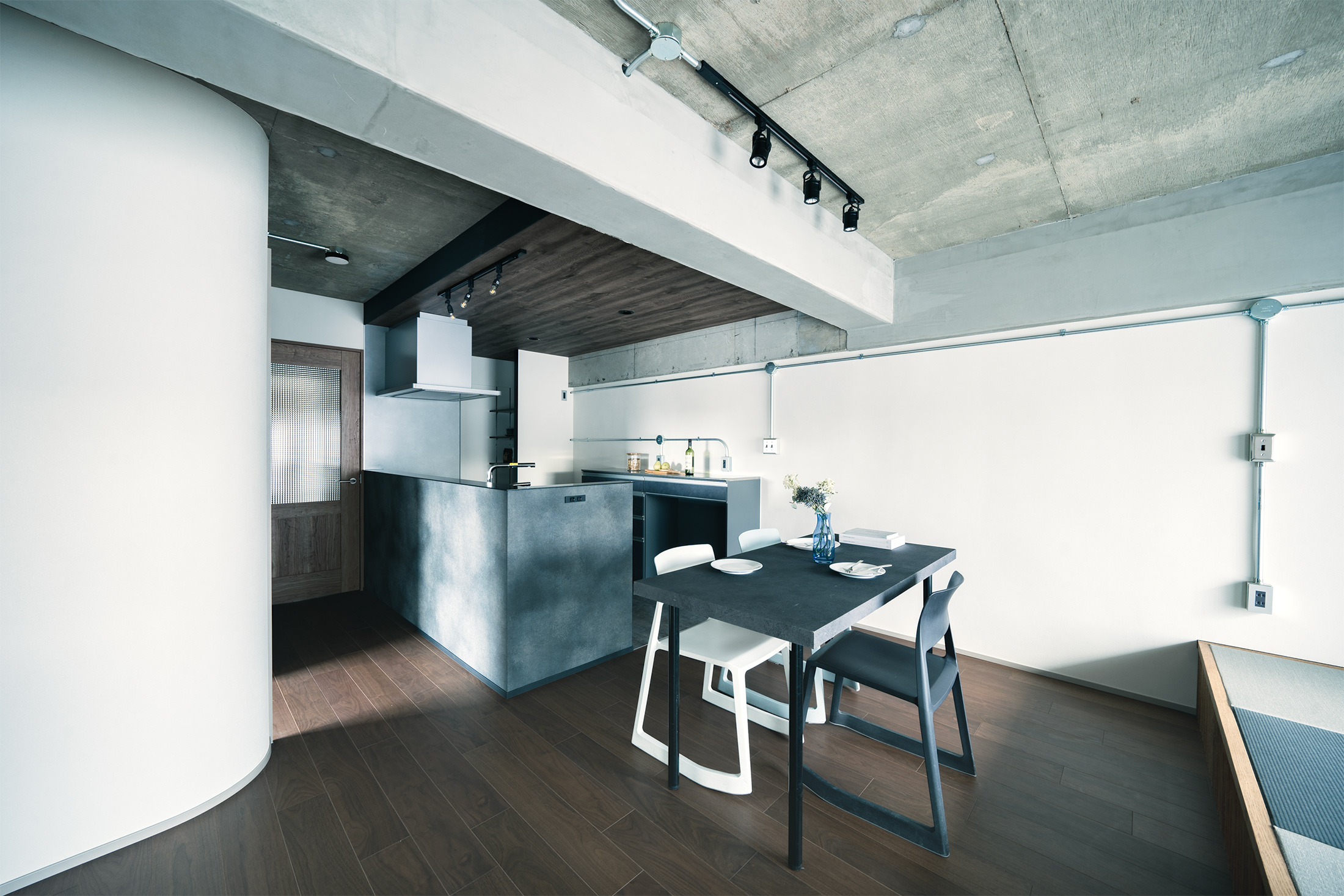 中古マンション　フルリノベーション　ダイニング　大阪府豊中市