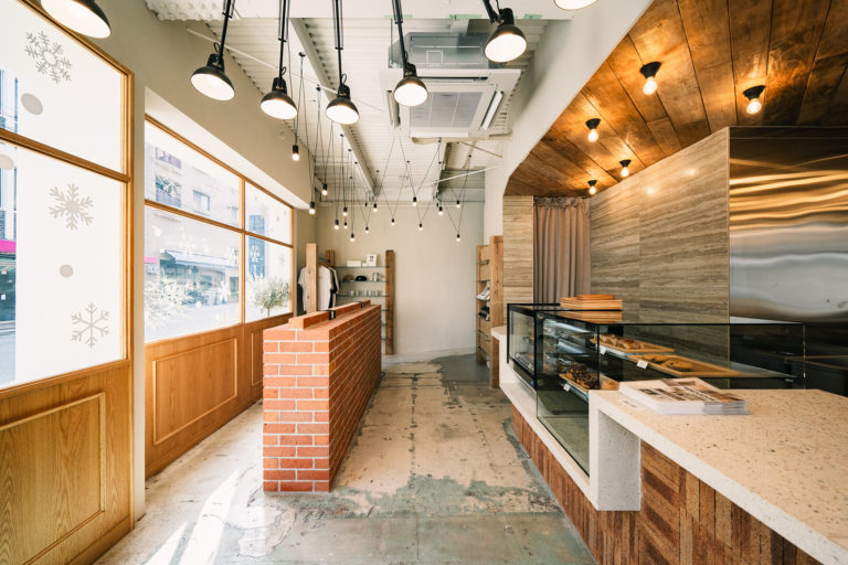 Standard Café & Gallery堀江あみだ池公園店 / カフェ｜株式会社Standard