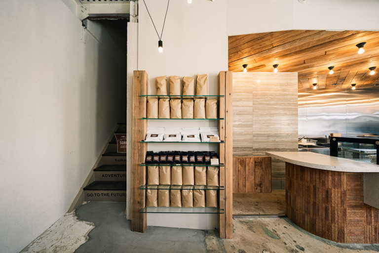 Standard Café & Gallery堀江あみだ池公園店 / カフェ｜株式会社Standard