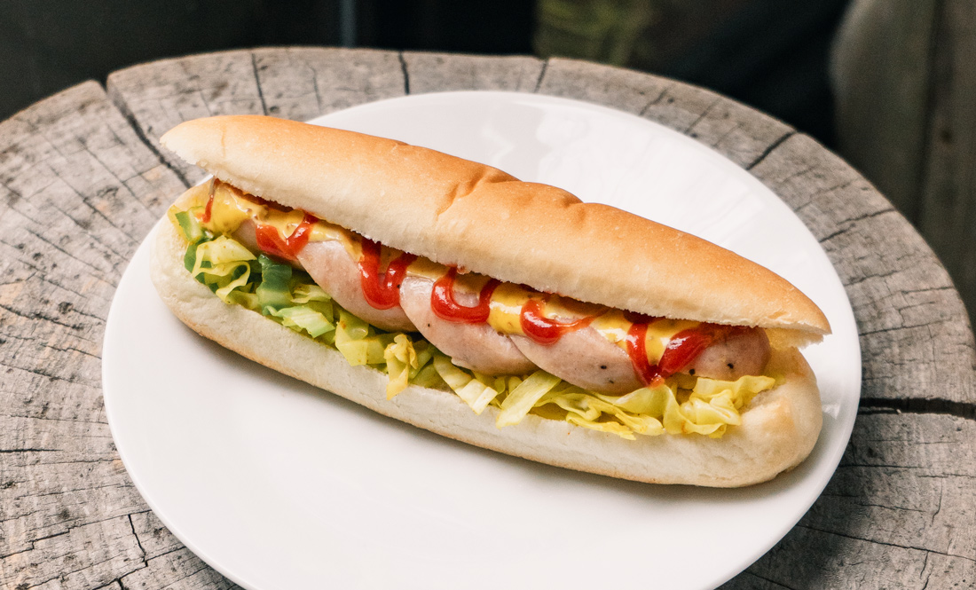 Standard Café & Gallery限定メニュー　ホットドッグ